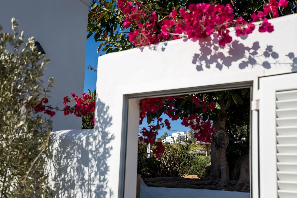 Ibizazen Hotel Santa Eularia des Riu Luaran gambar