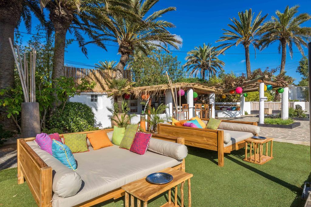 Ibizazen Hotel Santa Eularia des Riu Luaran gambar