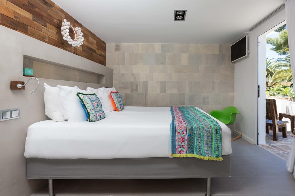Ibizazen Hotel Santa Eularia des Riu Luaran gambar