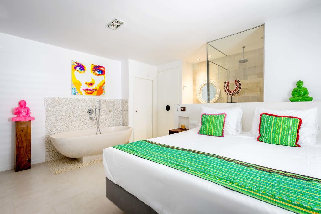 Ibizazen Hotel Santa Eularia des Riu Luaran gambar