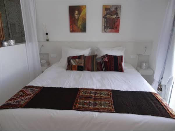 Ibizazen Hotel Santa Eularia des Riu Luaran gambar