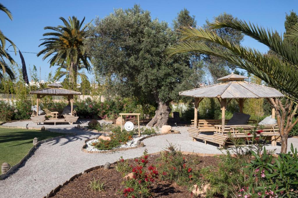 Ibizazen Hotel Santa Eularia des Riu Luaran gambar